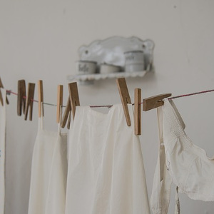 Come Togliere Macchie Di Sangue Sui Tessuti Colorati